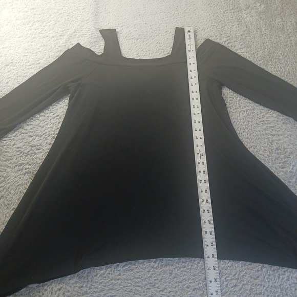 Ciara Sun Woo Cold Shoulder Tunic Top Made USA Stretch Knit Minimalist - Picture 4 of 7